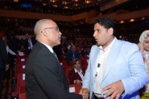 عباس صابر رئيس النقابة العامة للعاملين بالبترول مع الكاتب الصحفي حسام التمساح